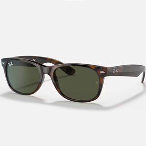 Ray-Ban New Wayfarer Classic Sunglasses & Black Case
